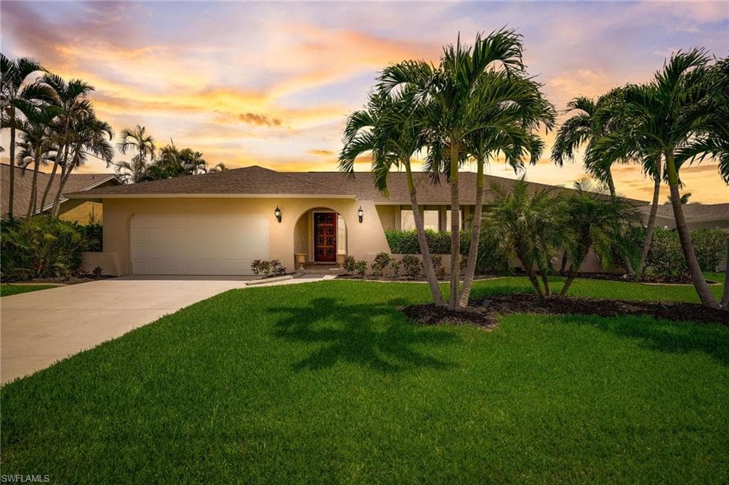 1914 SE 37th TER CAPE CORAL, FL 33904