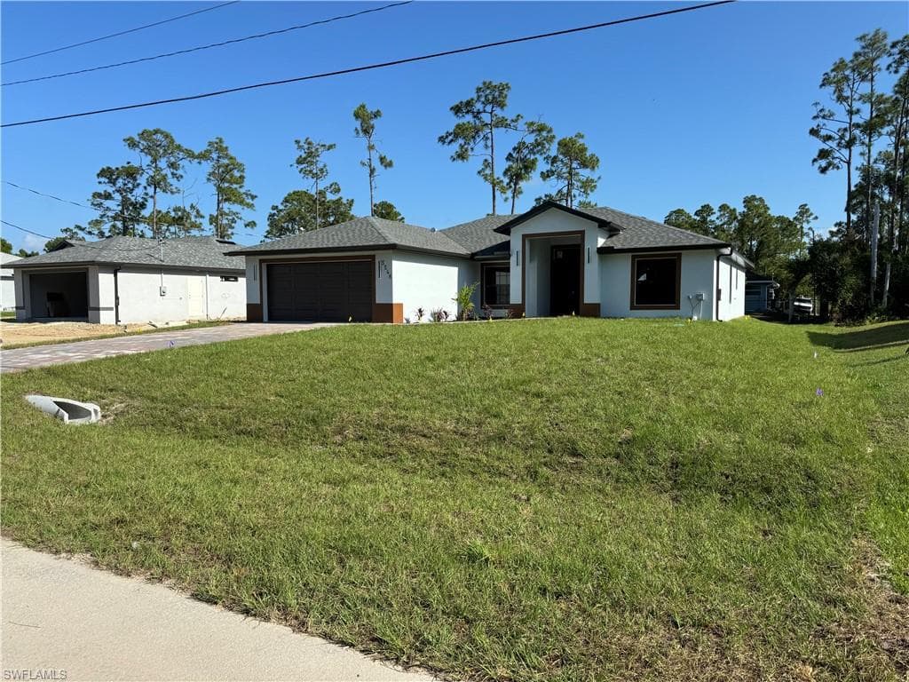 5548 Burr ST LEHIGH ACRES, FL 33971
