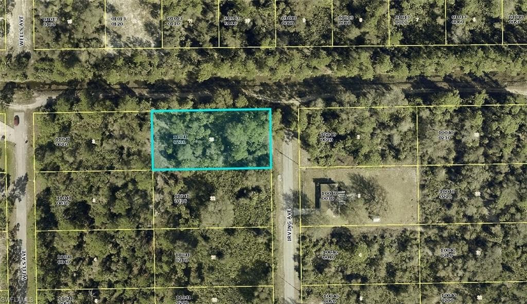 2321 Irving AVE LEHIGH ACRES, FL 33920