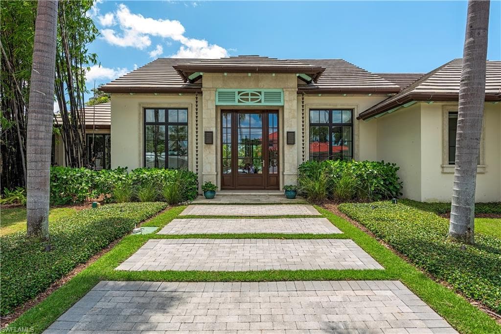 1245 Tuna CT NAPLES, FL 34102