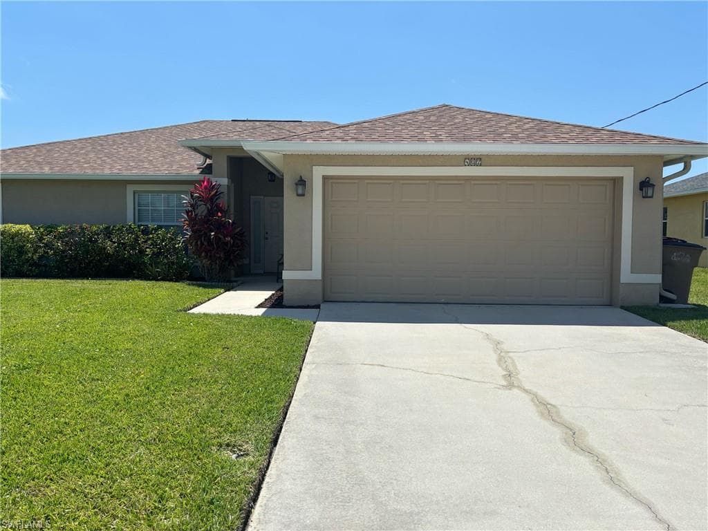 402 SW 29th PL CAPE CORAL, FL 33991