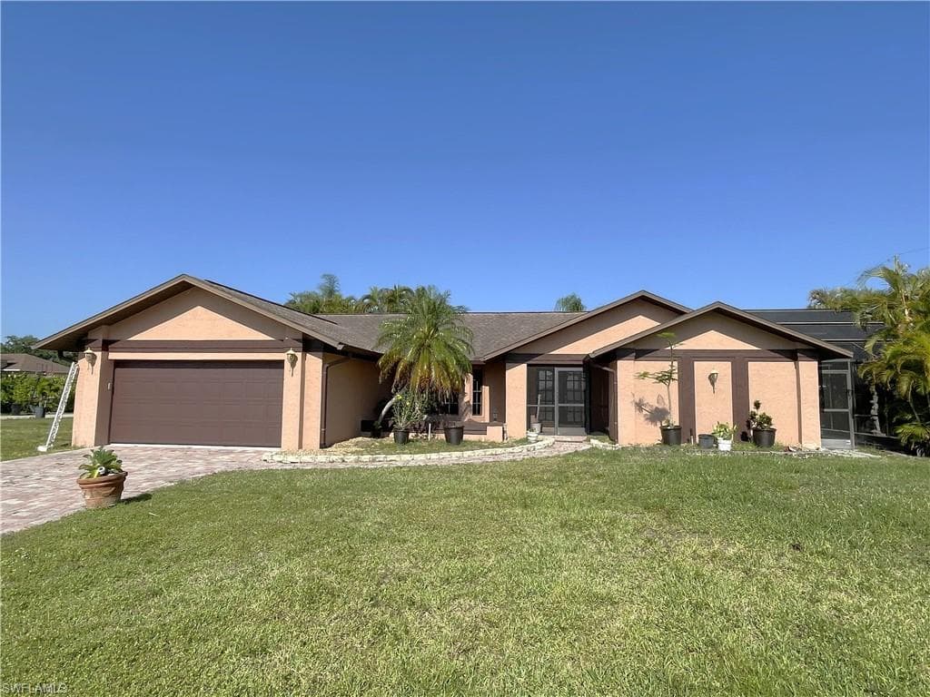 10791 Highland AVE FORT MYERS, FL 33966