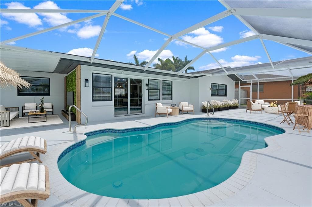 4614 SE 1st PL CAPE CORAL, FL 33904
