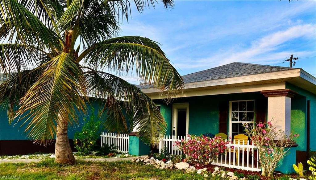 1921 NE 19th PL CAPE CORAL, FL 33909