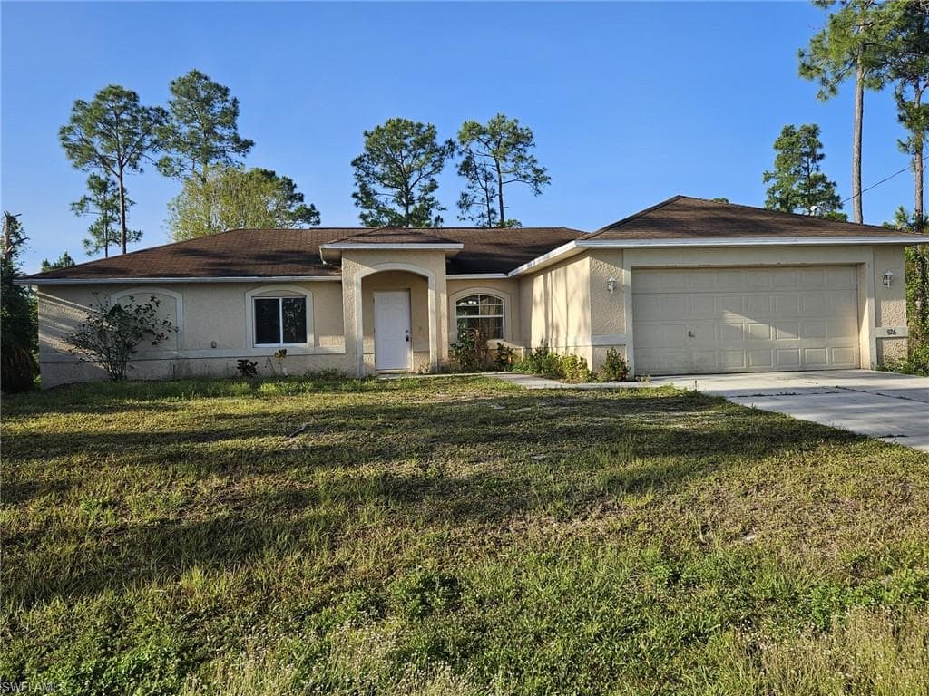 926 Dempsey ST E LEHIGH ACRES, FL 33974