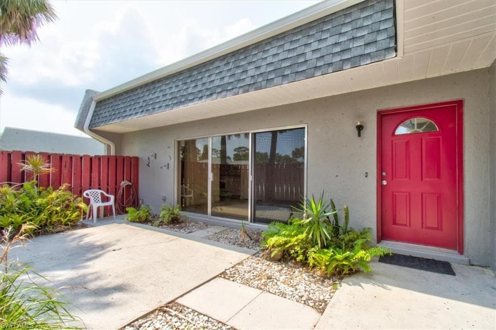 1165 Palm AVE 9A NORTH FORT MYERS, FL 33903