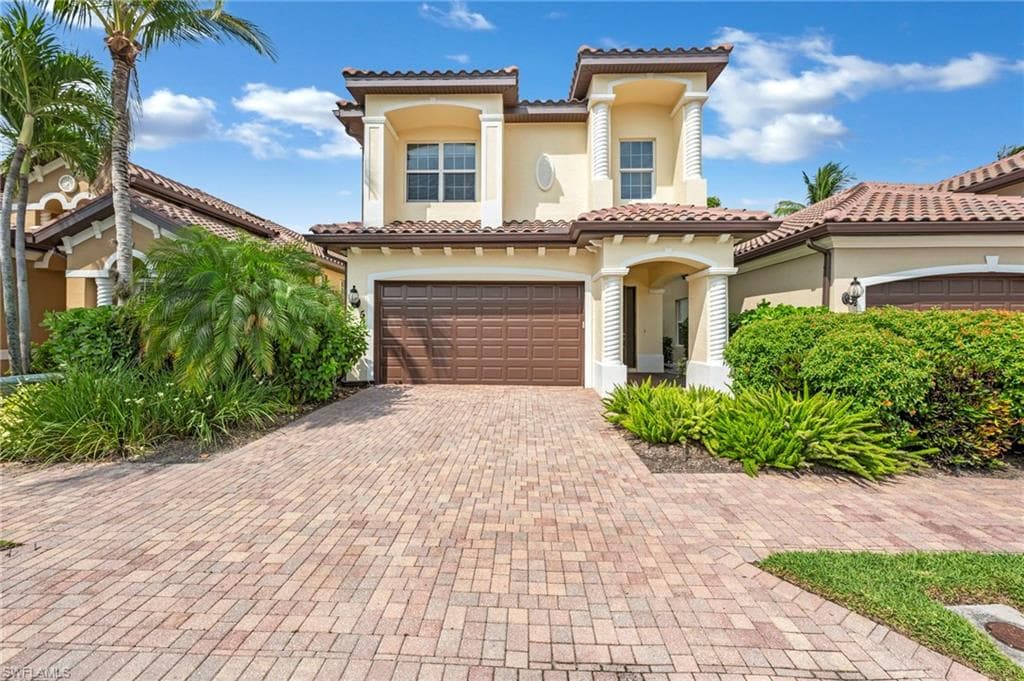 5809 Mango CIR 5809 NAPLES, FL 34110