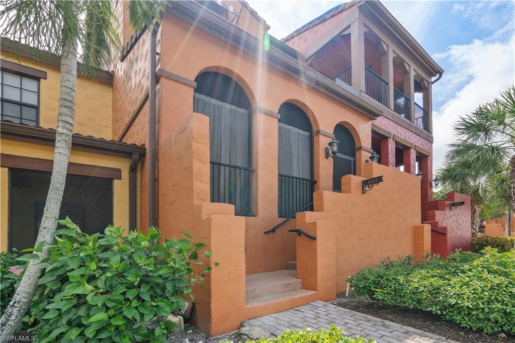 11711 Izarra WAY 6111 FORT MYERS, FL 33912
