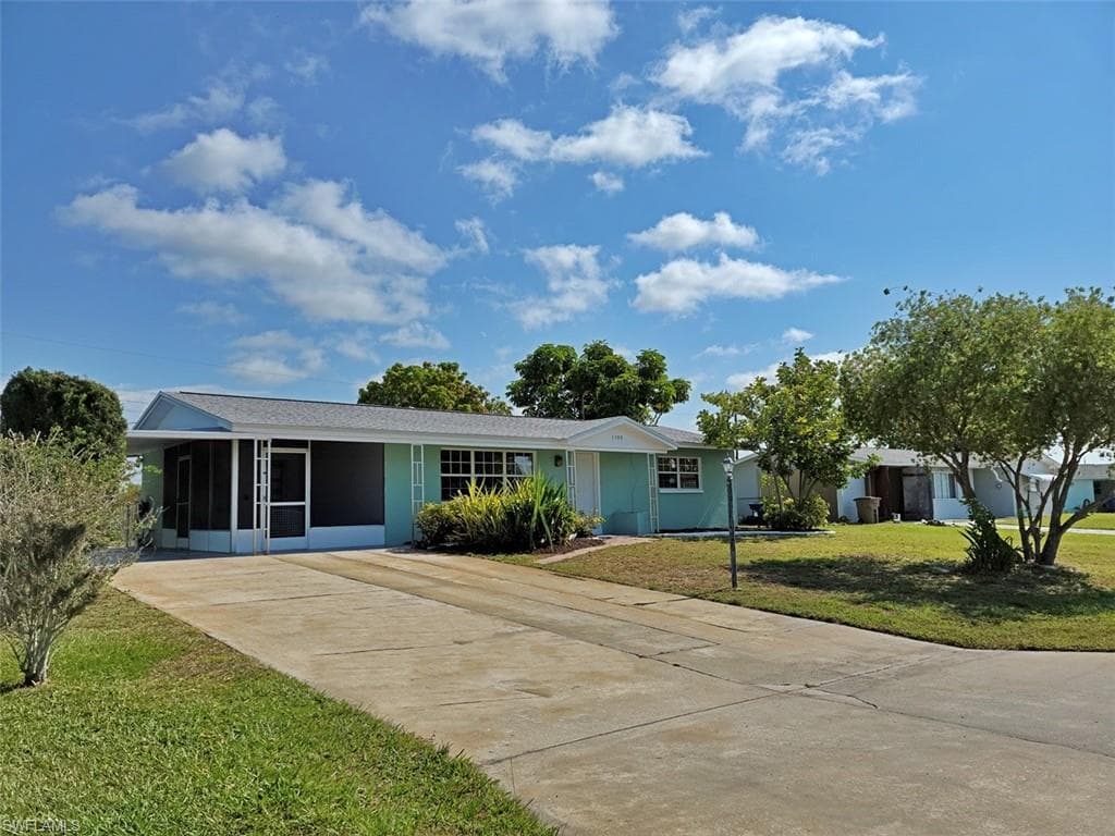 1509 Lindale CIR LEHIGH ACRES, FL 33936