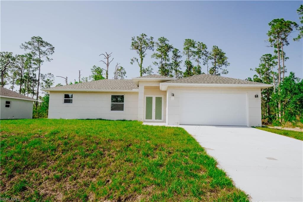 3605 E 8th ST LEHIGH ACRES, FL 33972