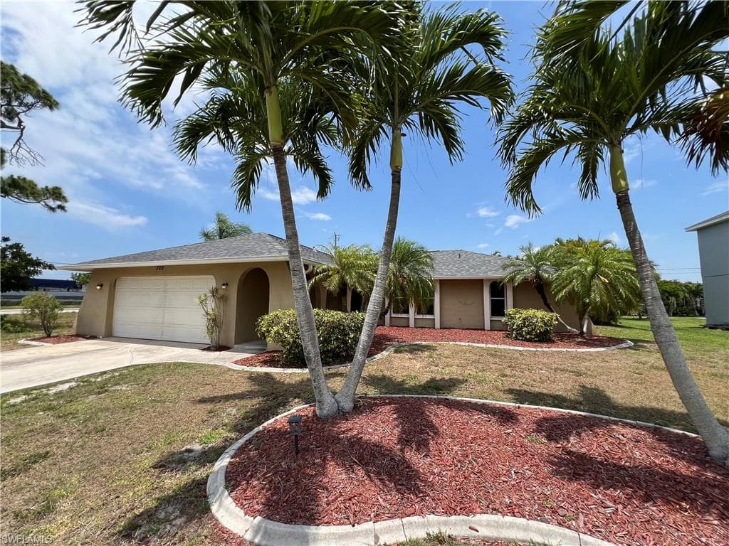 705 SW 26th ST CAPE CORAL, FL 33914
