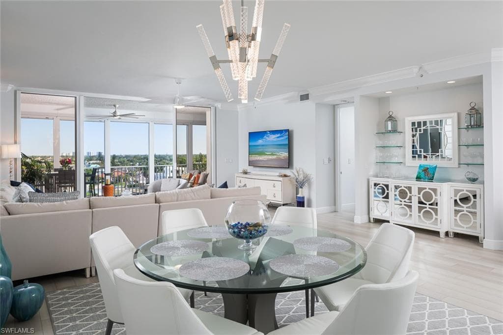410 Flagship DR 703 NAPLES, FL 34108