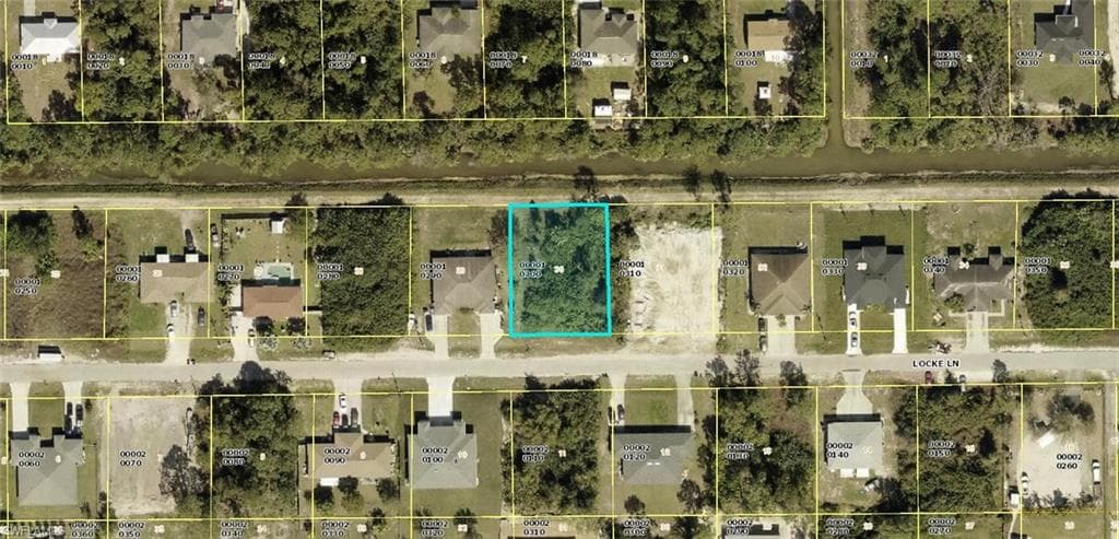 5040/5042 Locke LN LEHIGH ACRES, FL 33973