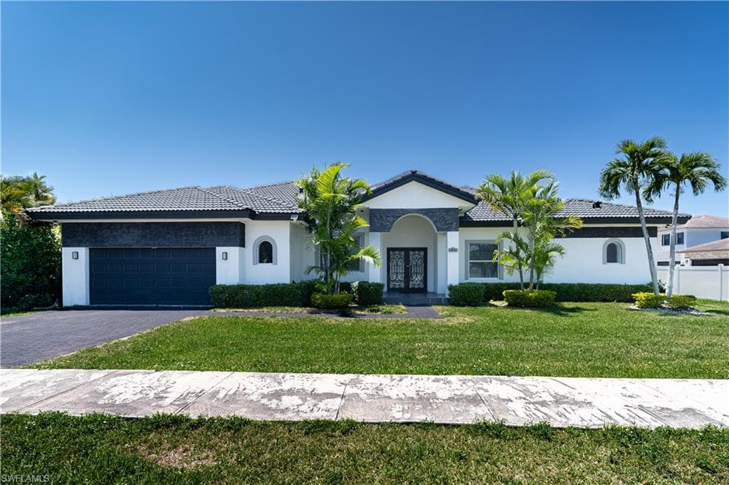 4504 159th AVE MIAMI, FL 33185