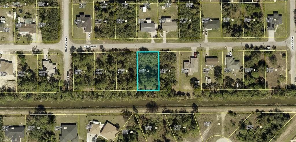5213 2nd ST W LEHIGH ACRES, FL 33971