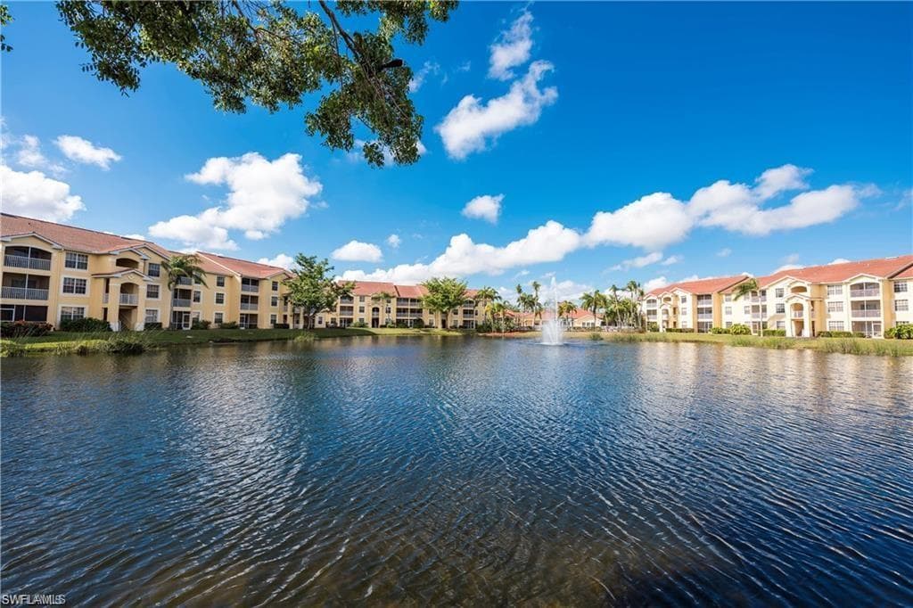 4680 Saint Croix LN 528 NAPLES, FL 34109