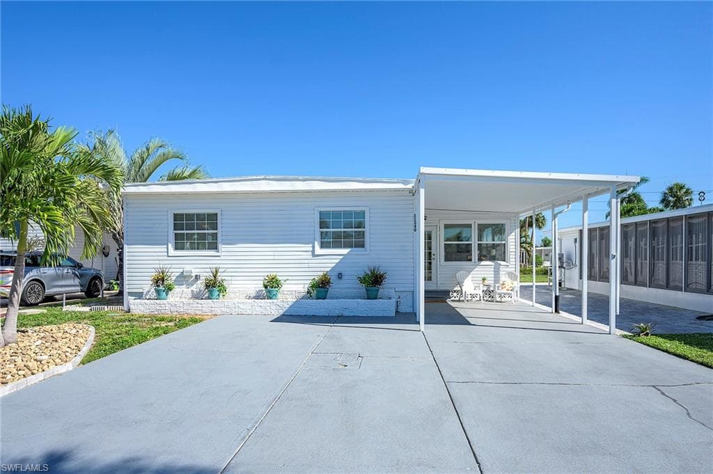 11340 Azalea LN FORT MYERS BEACH, FL 33931