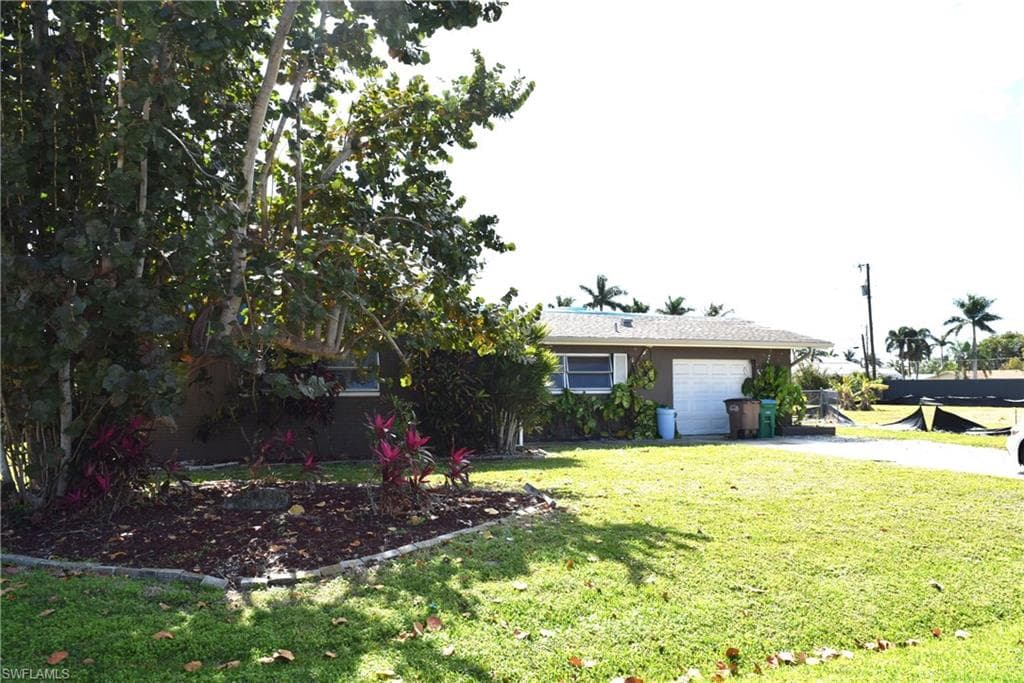 412 El Dorado PKWY E CAPE CORAL, FL 33904