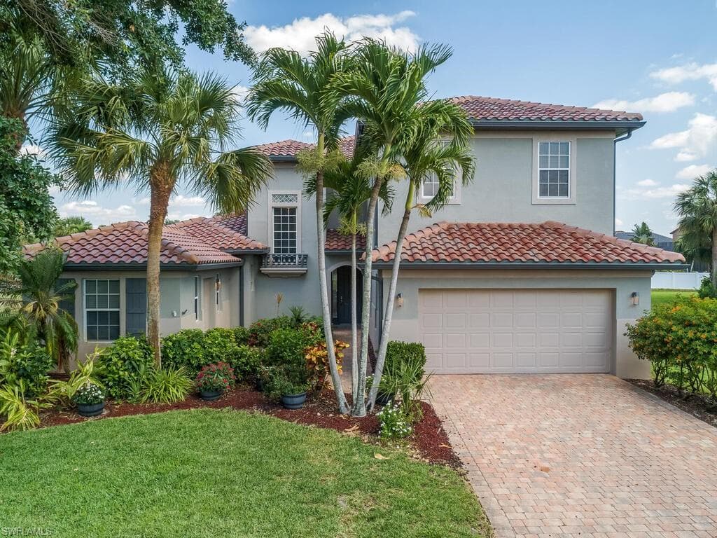 12120 Ledgewood CIR E FORT MYERS, FL 33913