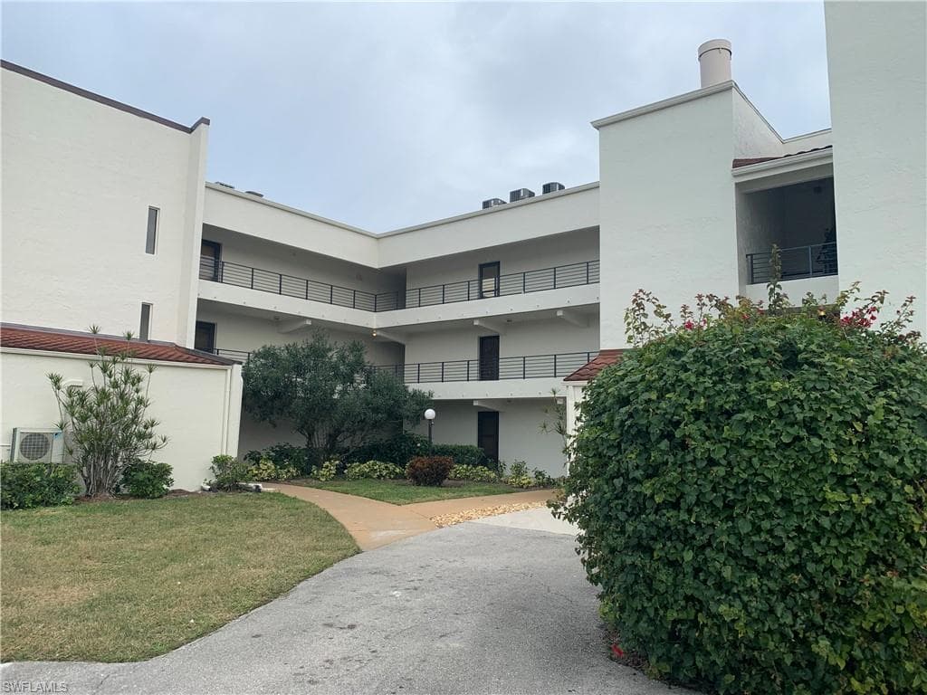 3615 Boca Ciega DR 305 NAPLES, FL 34112