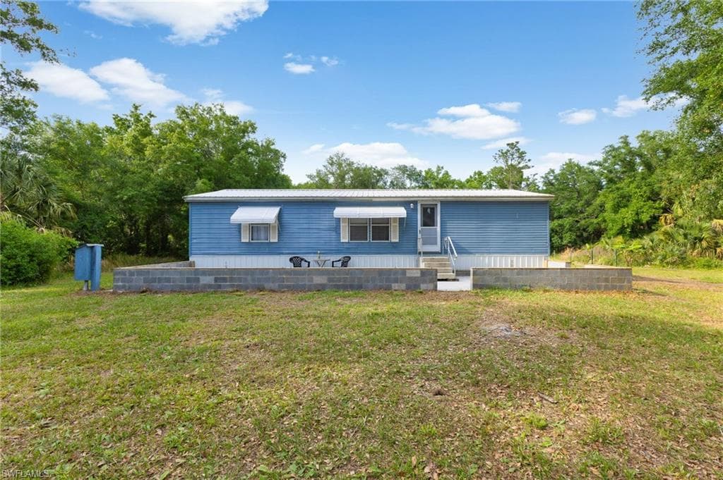 135 Golden Oaks DR ZOLFO SPRINGS, FL 33890