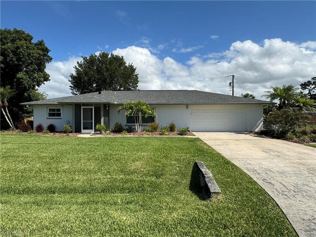 2367 Gorham AVE FORT MYERS, FL 33907