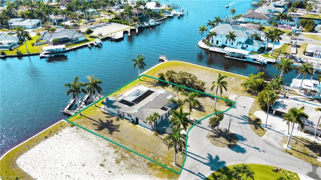 107 SW 57th TER CAPE CORAL, FL 33914