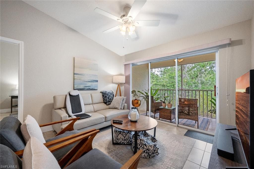 4635 Saint Croix LN 1233 NAPLES, FL 34109
