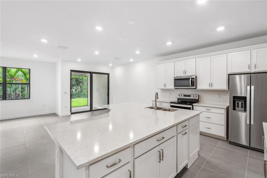 4172 Sonoma Oaks CIR NAPLES, FL 34119
