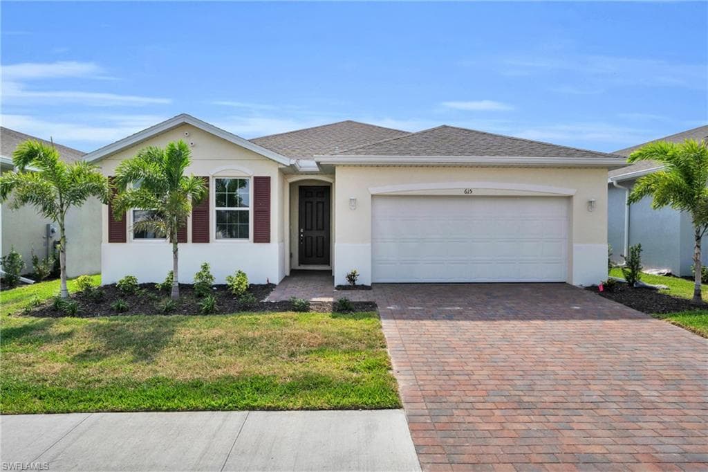 615 Parkshore Lake AVE CAPE CORAL, FL 33993