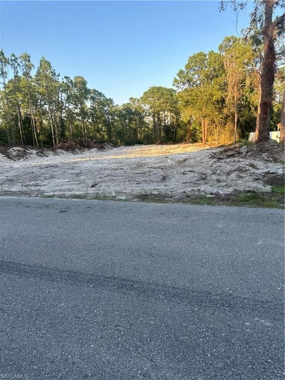1302 Wellington AVE LEHIGH ACRES, FL 33972