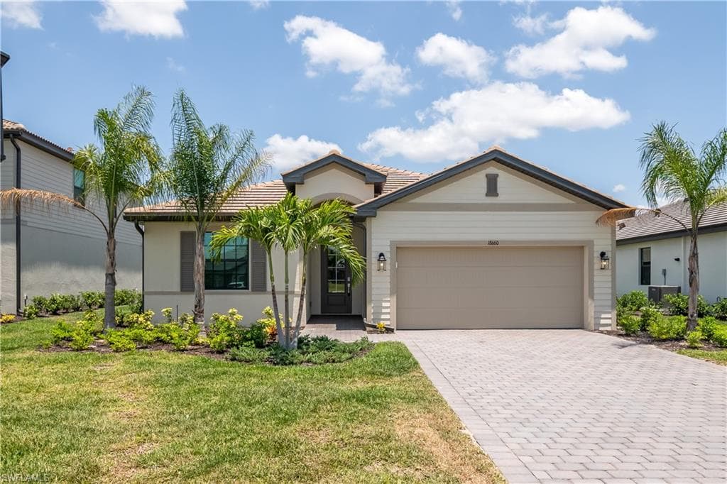 18660 Ives DR ESTERO, FL 33928