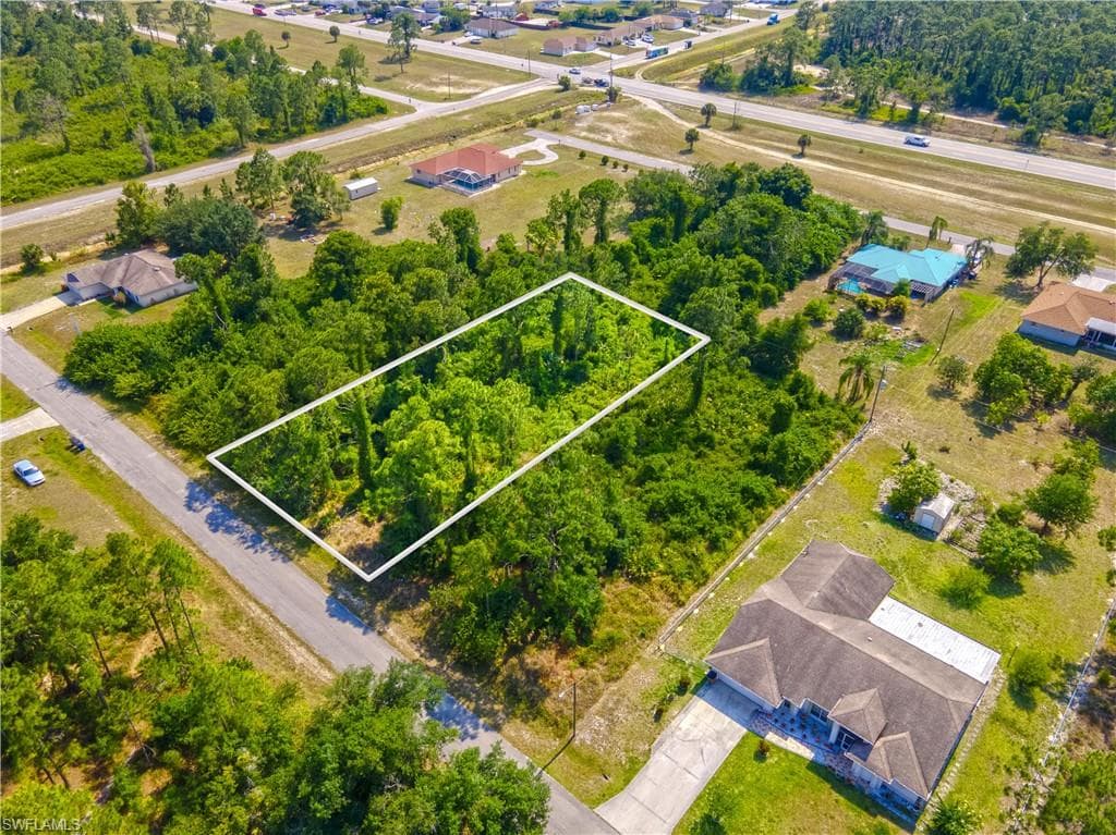 1205 Robert AVE LEHIGH ACRES, FL 33972