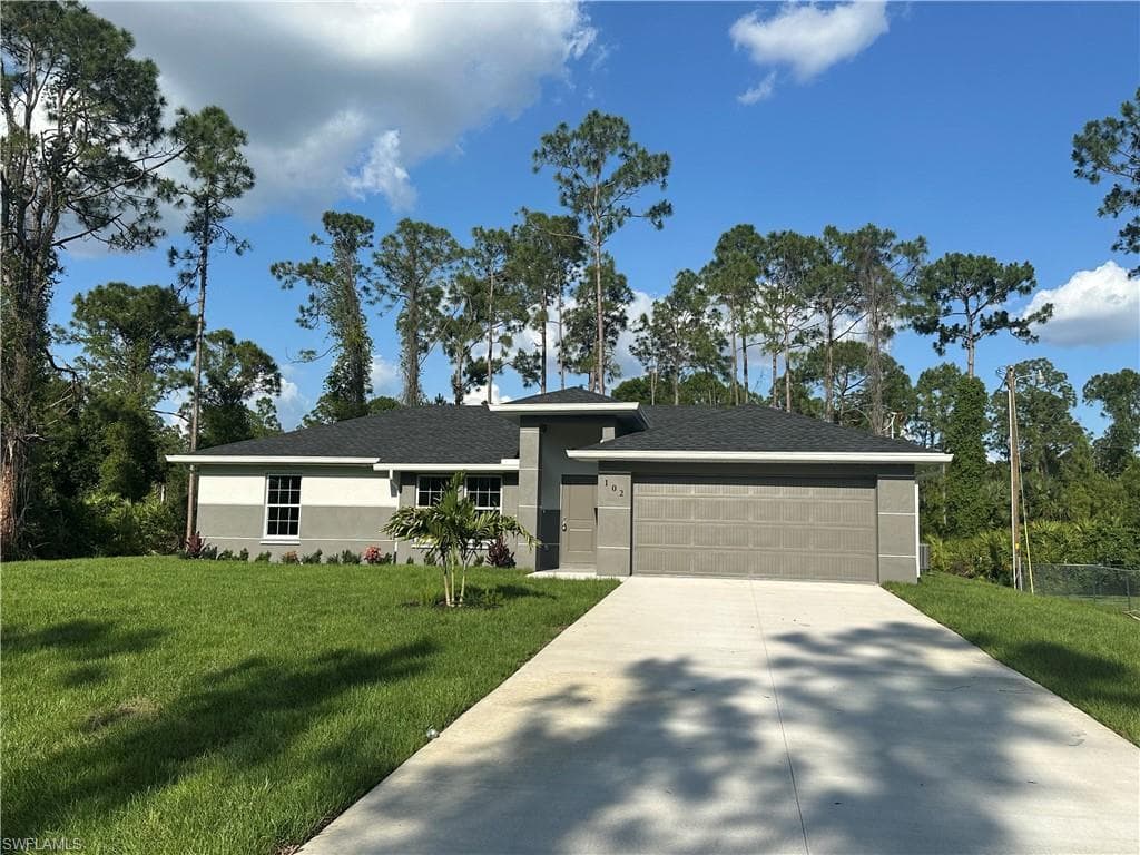 102 Truman AVE LEHIGH ACRES, FL 33936