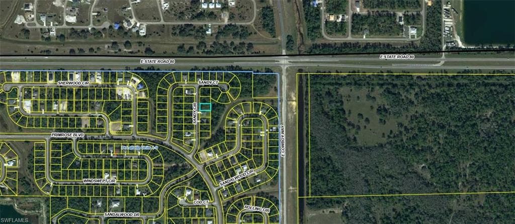 8029 Sandy CIR LABELLE, FL 33935