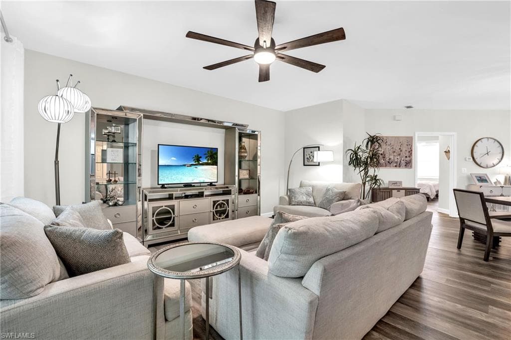 3730 Fieldstone BLVD 8-103 NAPLES, FL 34109