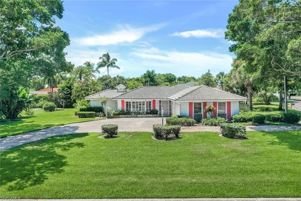 770 ANCHOR RODE DR NAPLES, FL 34103