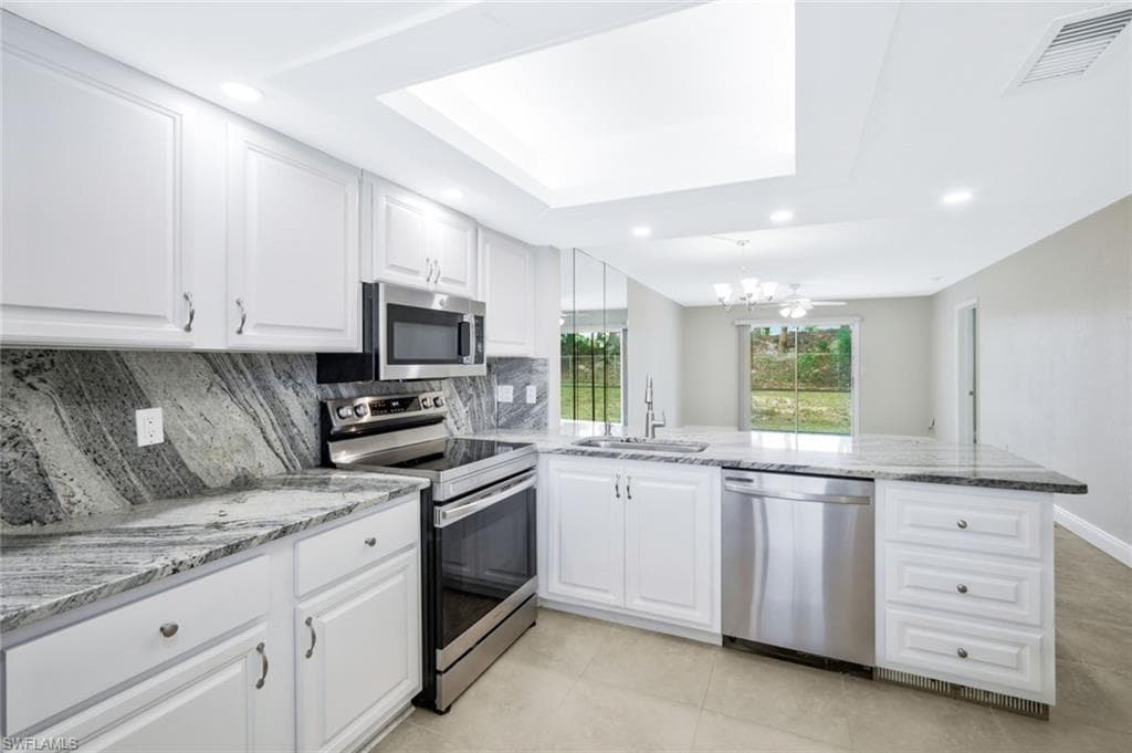 2360 Naples Trace CIR 4 NAPLES, FL 34109