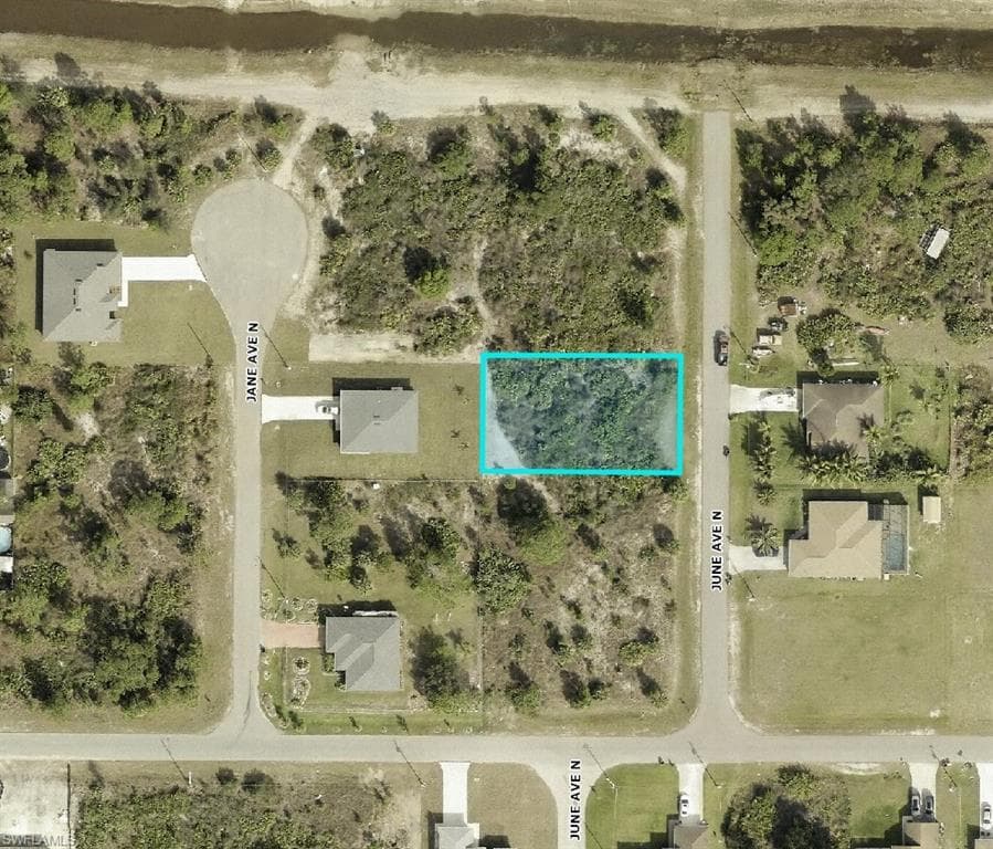 4605 June AVE N LEHIGH ACRES, FL 33971