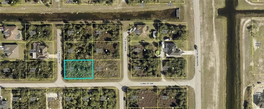 3105 Olive AVE S LEHIGH ACRES, FL 33976