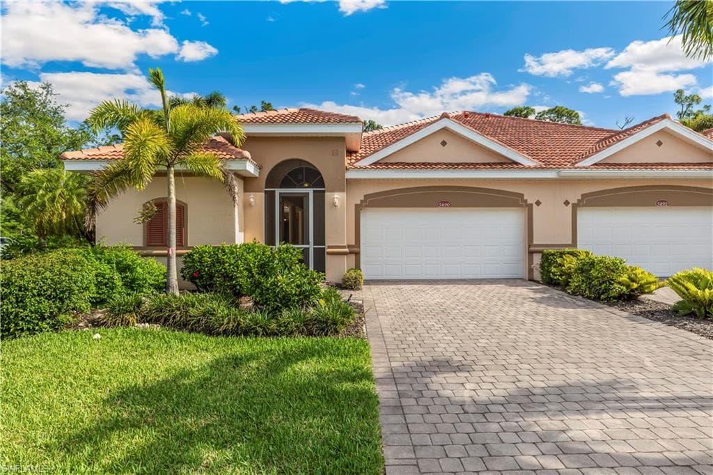 5490 Avon Park CT FORT MYERS, FL 33912