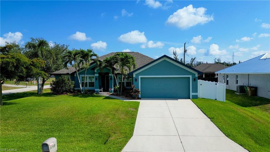 1717 SW 13th ST CAPE CORAL, FL 33991