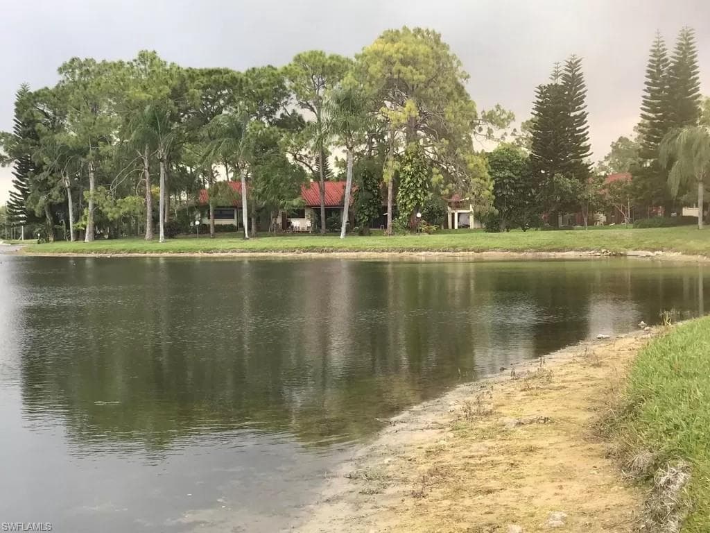 2037 Pine Isle LN 2037 NAPLES, FL 34112