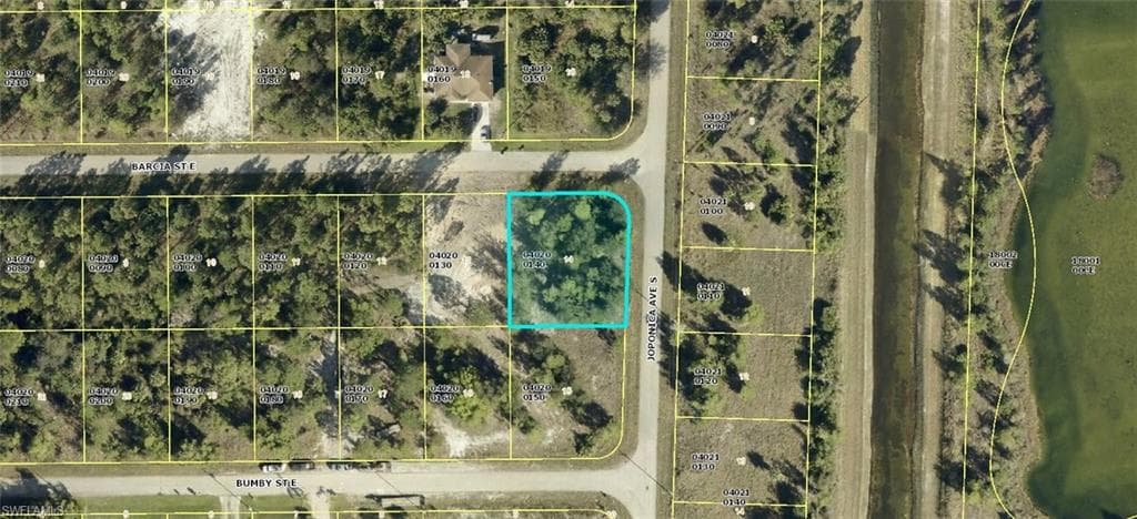 912 Barcia ST E LEHIGH ACRES, FL 33974