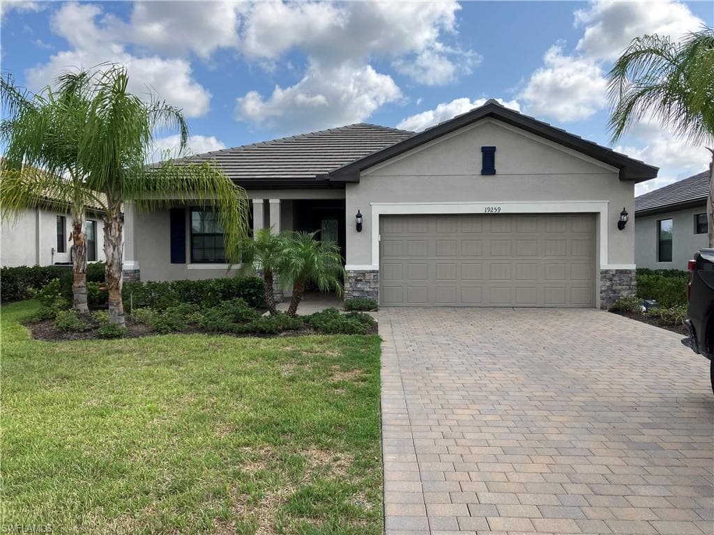 19259 Elston WAY ESTERO, FL 33928