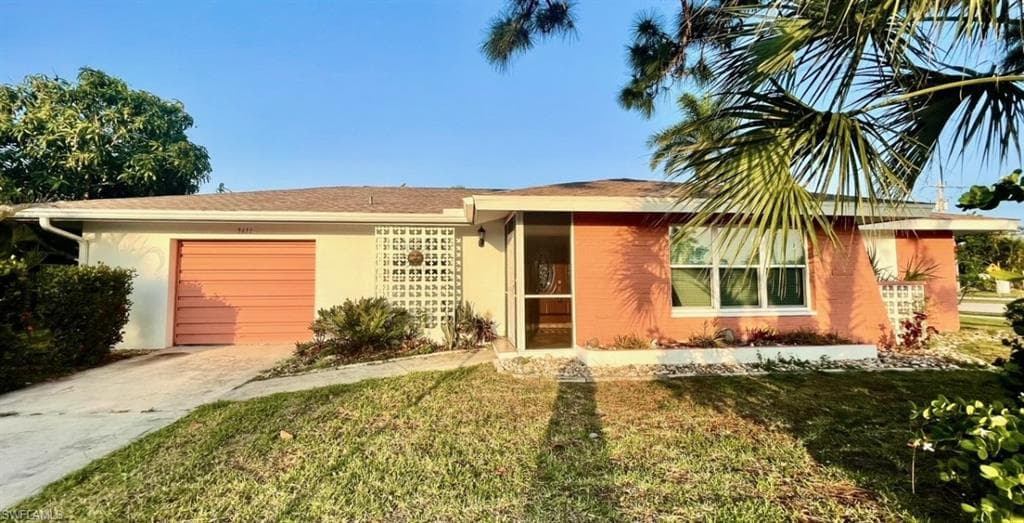 3611 SE 8th PL CAPE CORAL, FL 33904