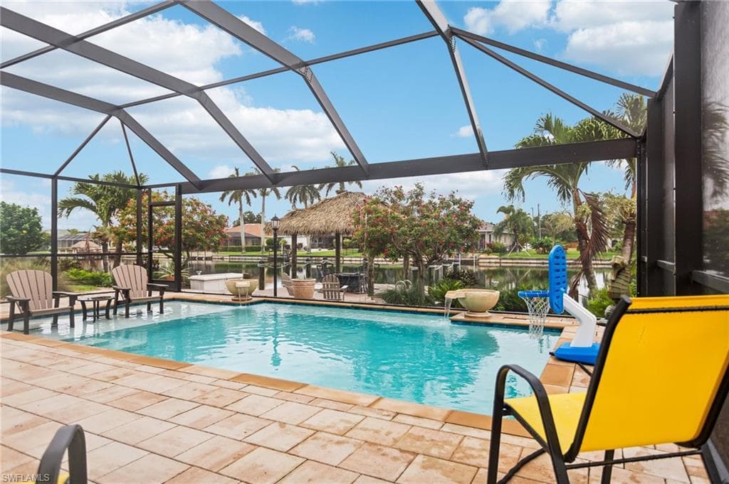 1404 SE 3rd ST CAPE CORAL, FL 33990