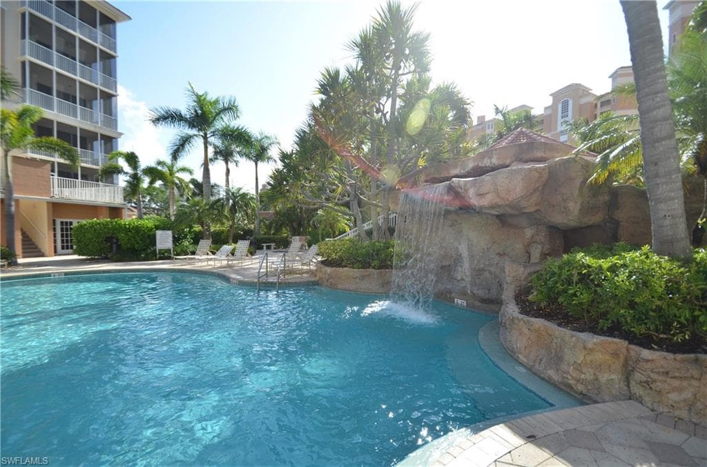 400 FLAGSHIP DR 302 NAPLES, FL 34108