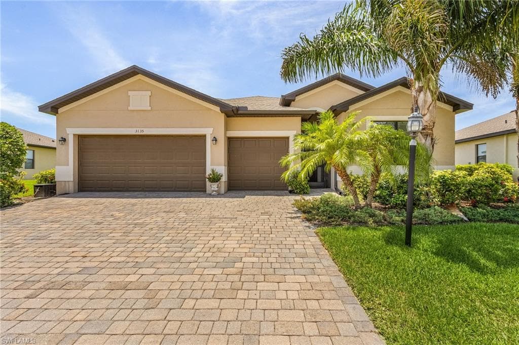3135 Moros CT FORT MYERS, FL 33905