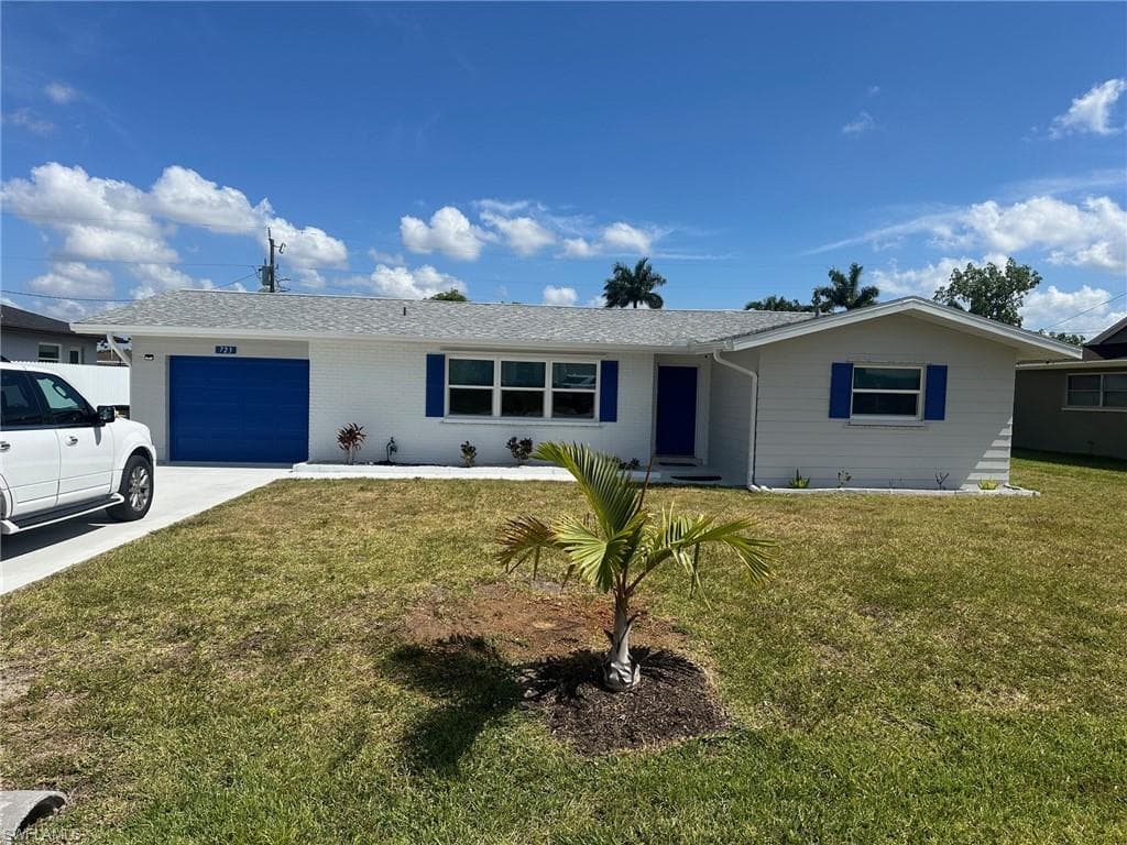 723 Sabur CT CAPE CORAL, FL 33904